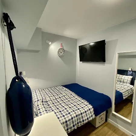 Thruster - Rooms, Kitchen, Chill-out Zone-netflix, Lobby-netflix *