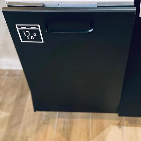 Otel Thruster - Rooms, Kitchen, Chill-out Zone-netflix, Lobby-netflix *