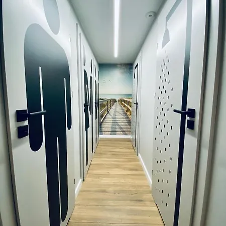 Thruster - Rooms, Kitchen, Chill-out Zone-netflix, Lobby-netflix 酒店