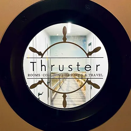 Thruster - Rooms, Kitchen, Chill-out Zone-netflix, Lobby-netflix 그디니아