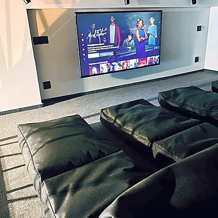 Thruster - Rooms, Kitchen, Chill-out Zone-netflix, Lobby-netflix 酒店 格丁尼亚