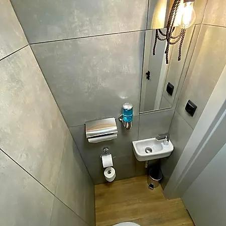 Thruster - Rooms, Kitchen, Chill-out Zone-netflix, Lobby-netflix Hotel