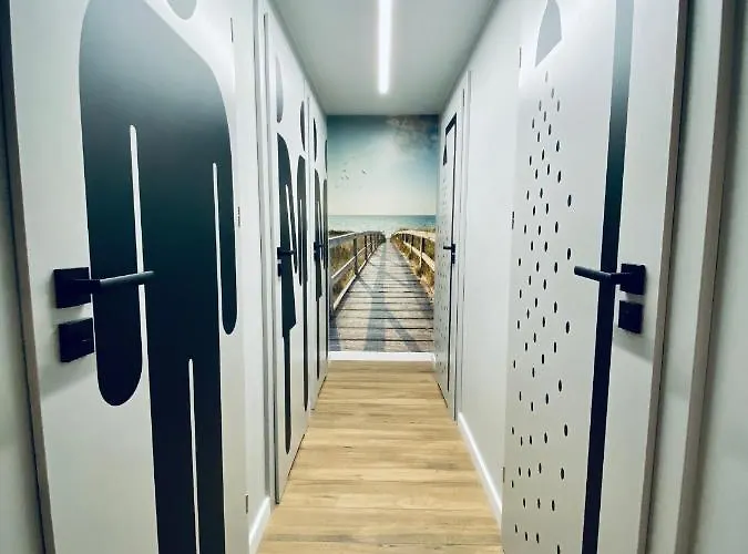 Thruster - Rooms, Kitchen, Chill-out Zone-netflix, Lobby-netflix Szálloda